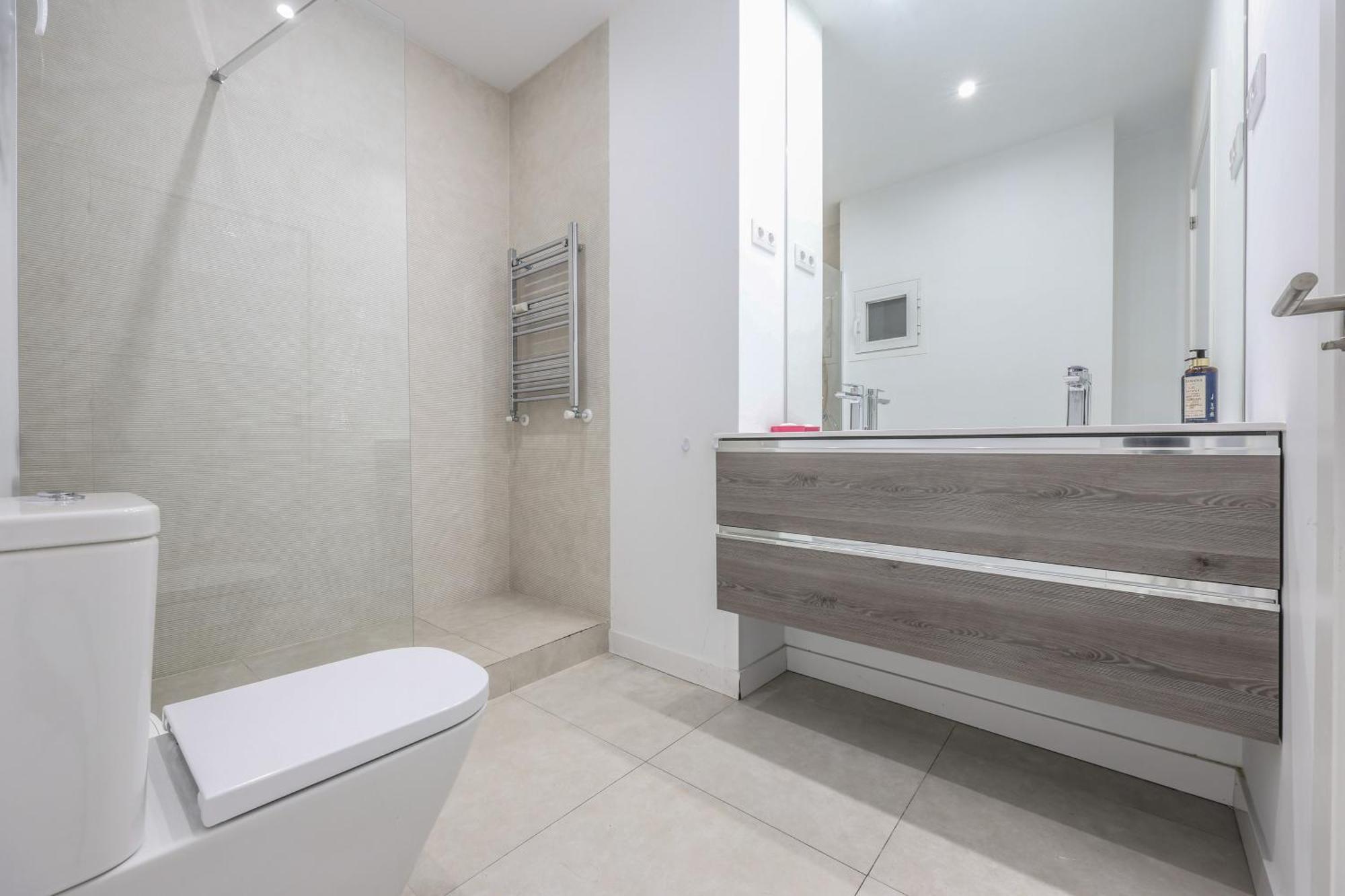 Be Coliving Madrid Centro Hotell Eksteriør bilde